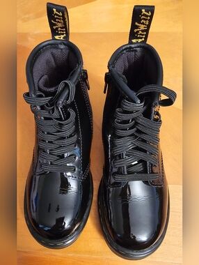 Dr. Martens Kids Classic Black Patent Leather Boots TODDLER 1460 T LACE UP Sz 9